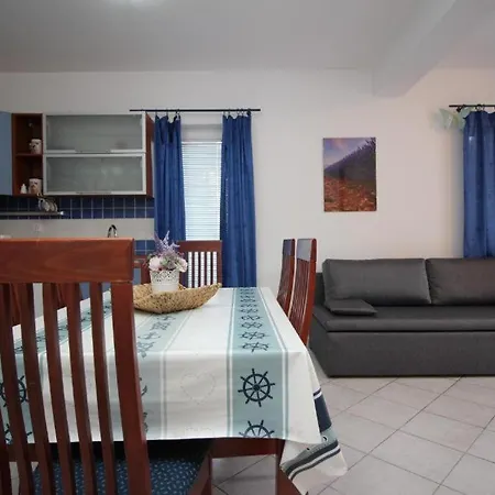 Zec Apartman