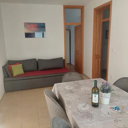 Apartman Zec *