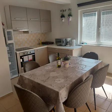 Zec Apartman