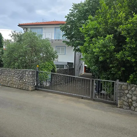 Zec Διαμέρισμα Šilo
