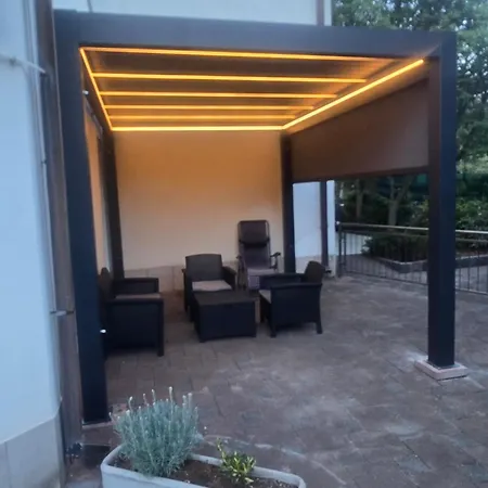 Zec Apartment